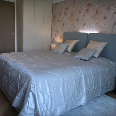 Golfballs * Sajdikove Humence